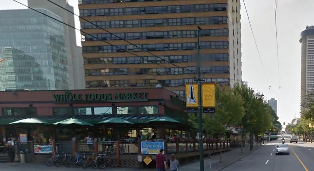 Aparthotel Divya Sutra Suites On Robson Downtown Vancouver