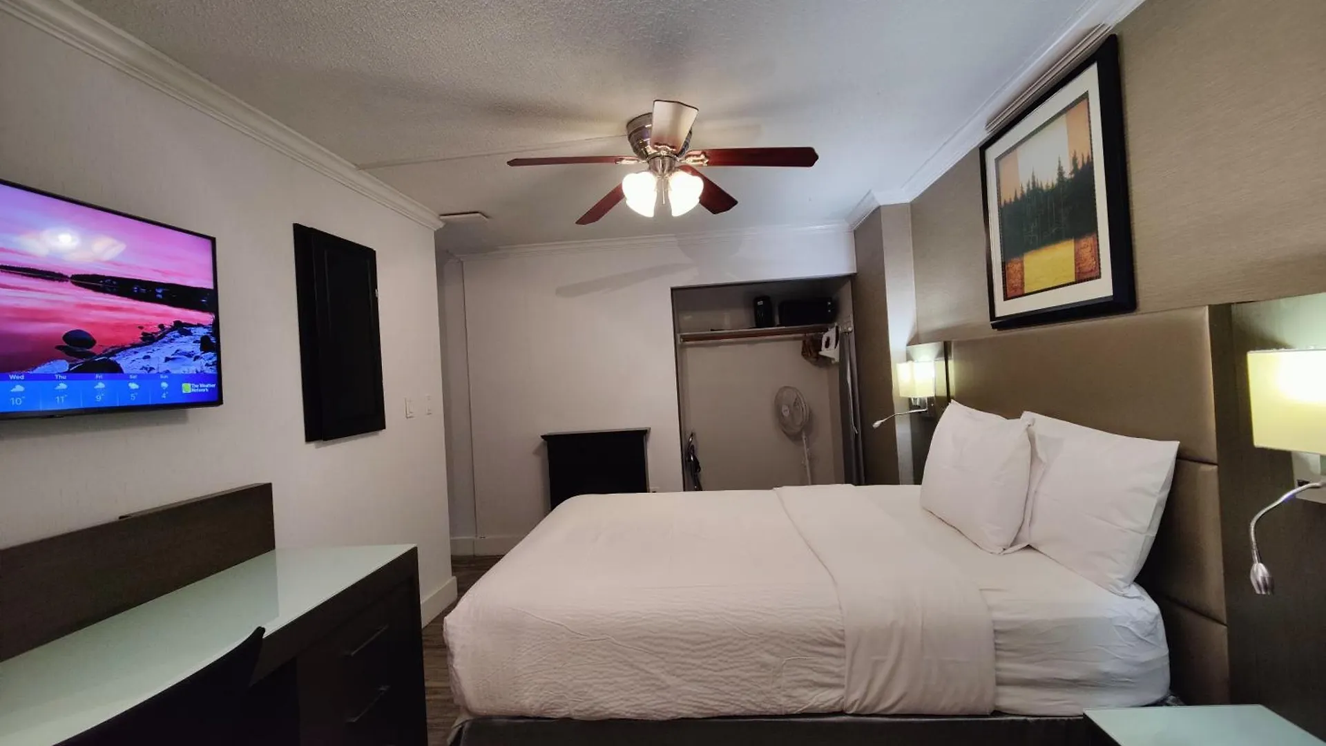 Divya Sutra Suites On Robson Downtown Vancouver 3*,