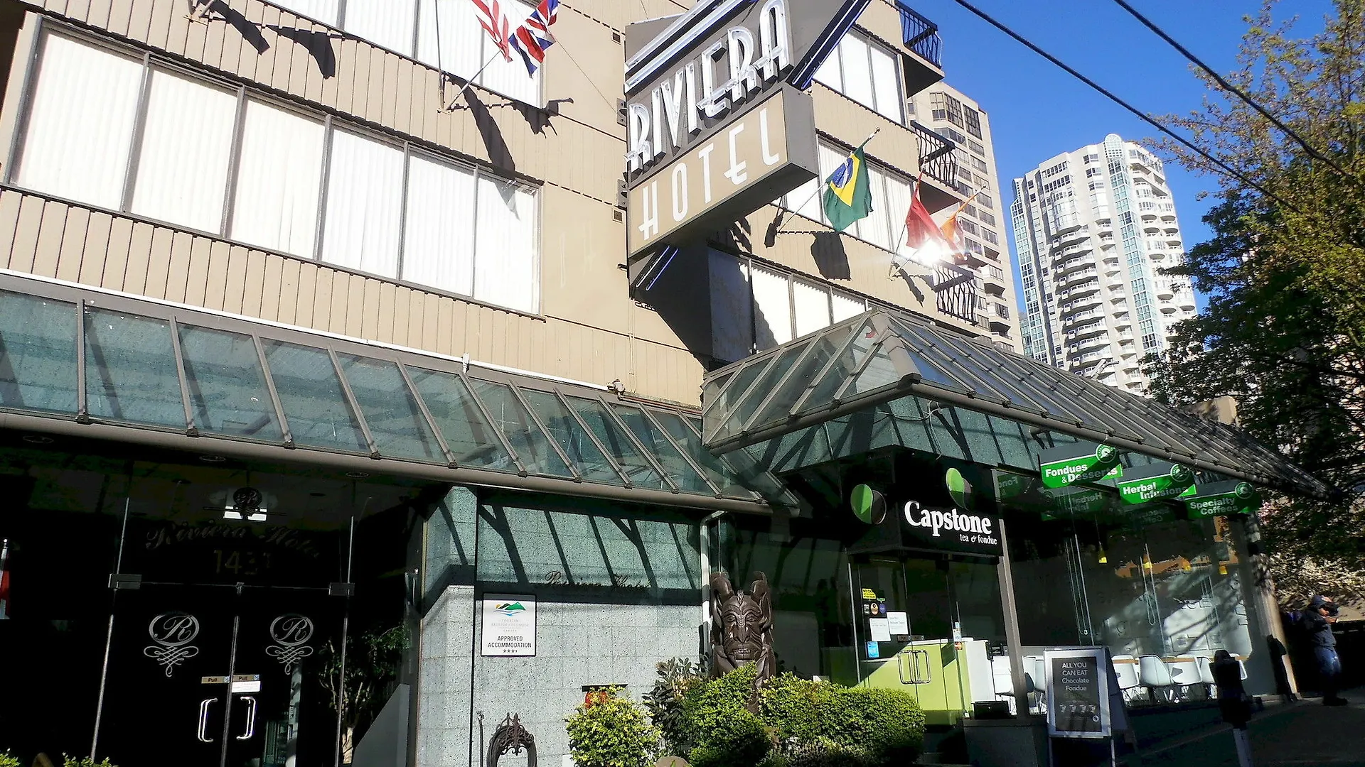 Divya Sutra Suites On Robson Downtown Vancouver 3*,